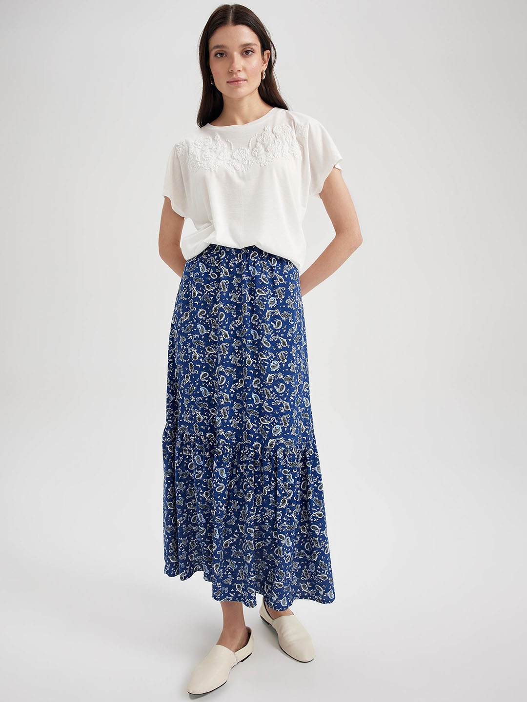 

DeFacto Floral Printed Tiered Flared Midi-Length Skirt, Blue