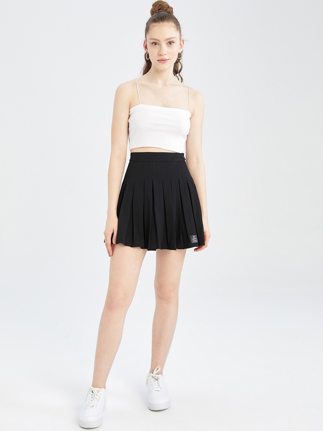 

DeFacto Pleated Flared Mini Skirt, Black