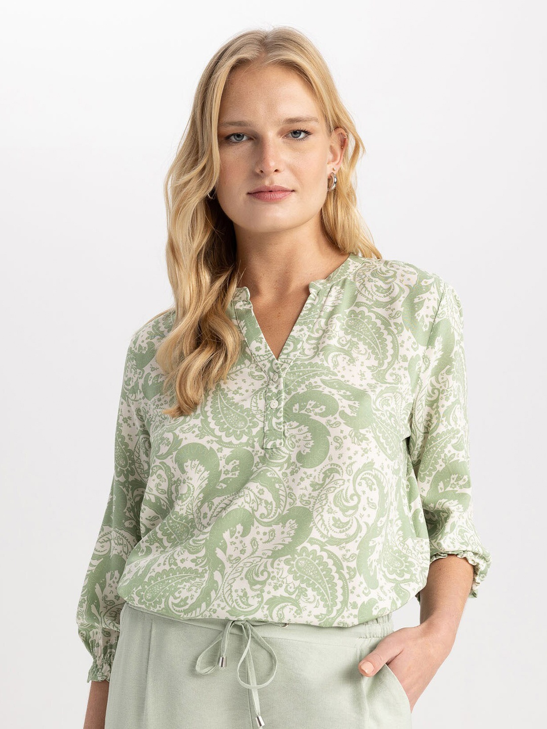 

DeFacto Floral Printed Opaque Casual Shirt, Olive