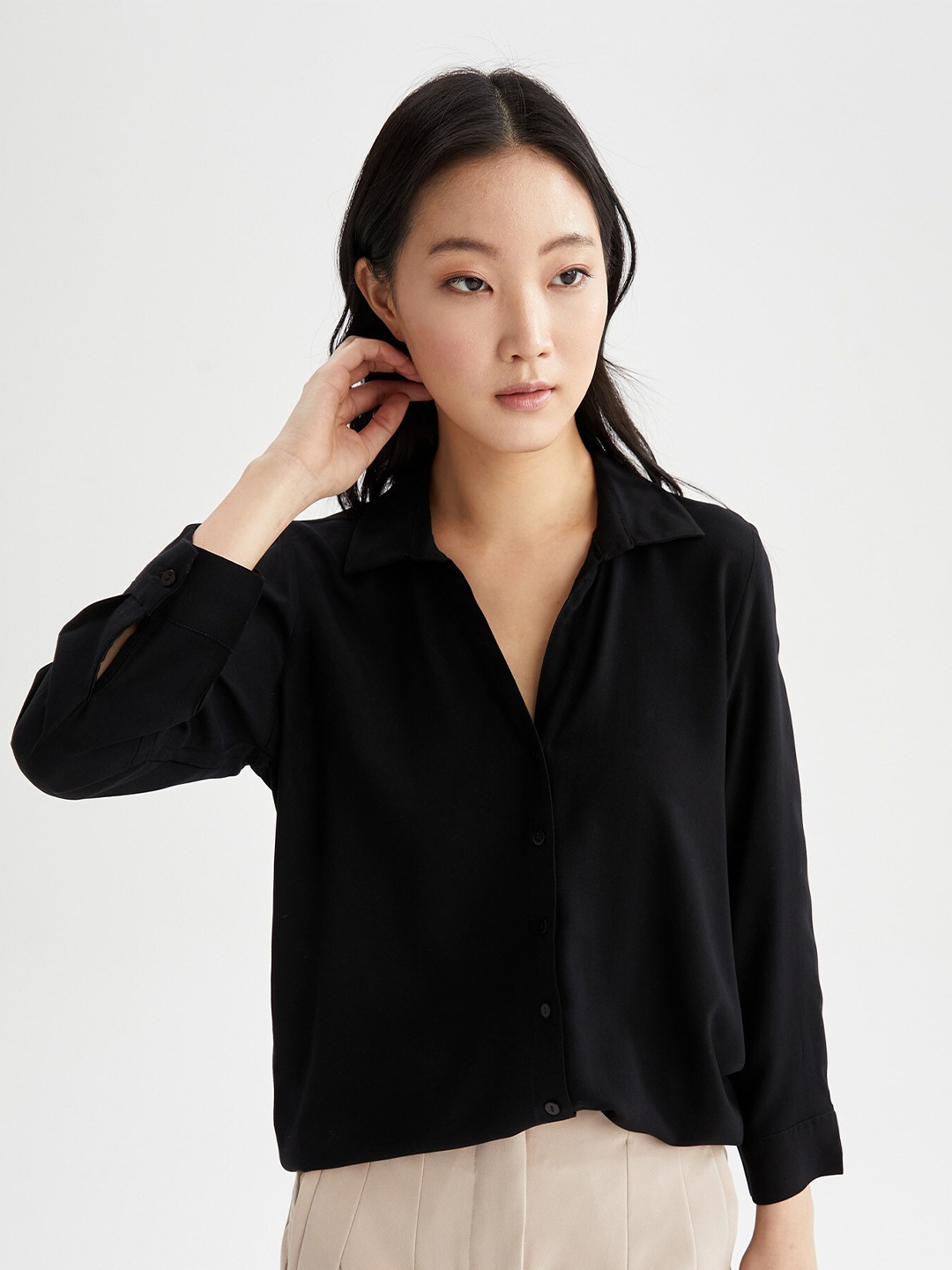 

DeFacto Regular Casual Shirt, Black