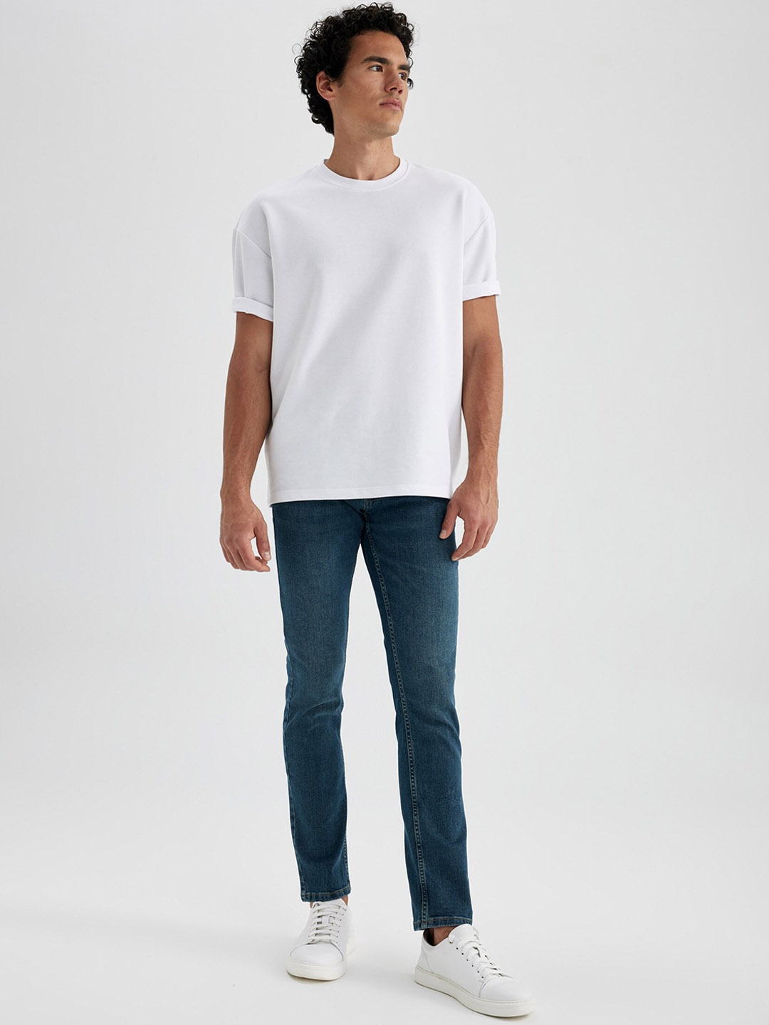 

DeFacto Men Mid-Rise Jeans, Blue