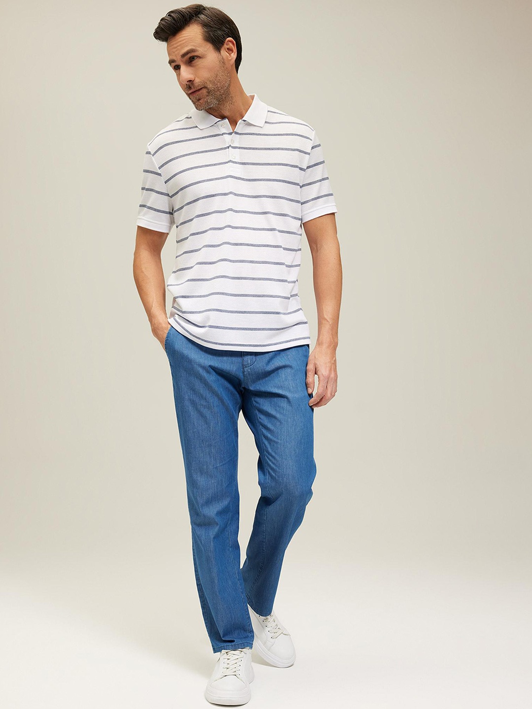 

DeFacto Men Regular Fit Mid Raise Cotton Jeans, Blue