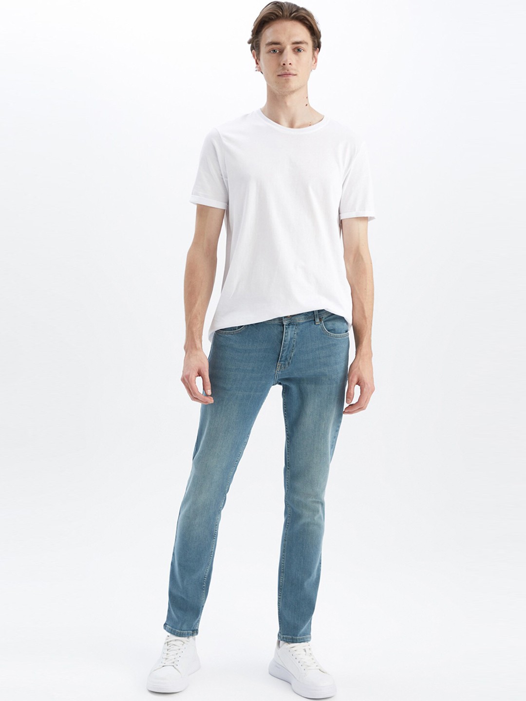 

DeFacto Men Mid Rise Cotton Jeans, Blue