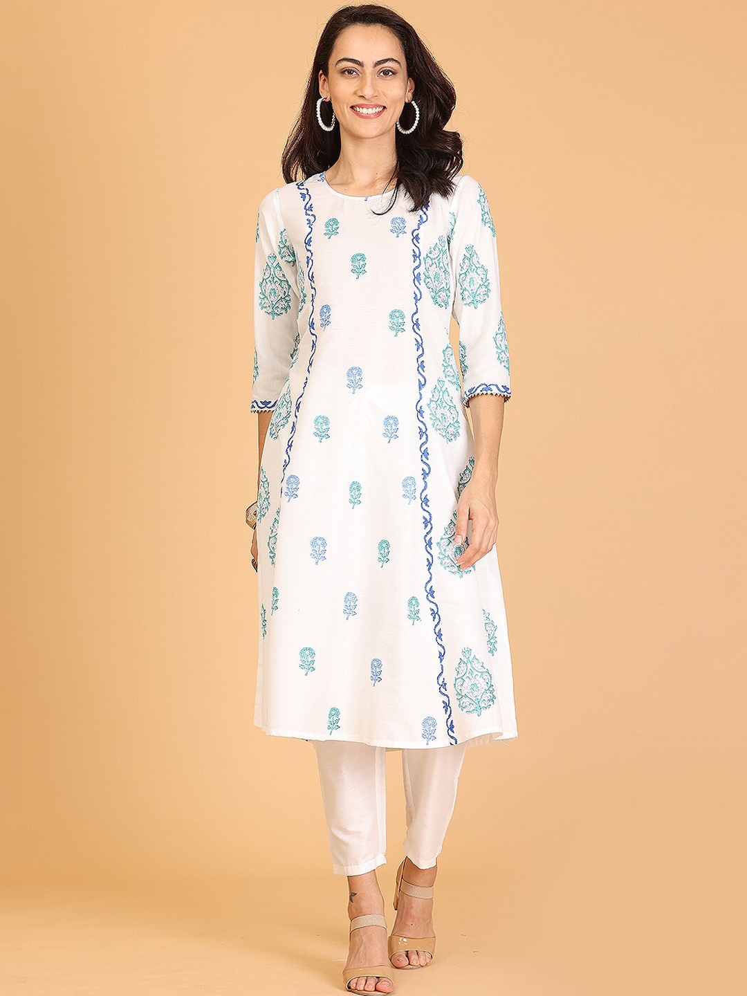 

KAANCHIE NANGGIA Ethnic Motifs Printed A-Line Kurta With Trousers, White