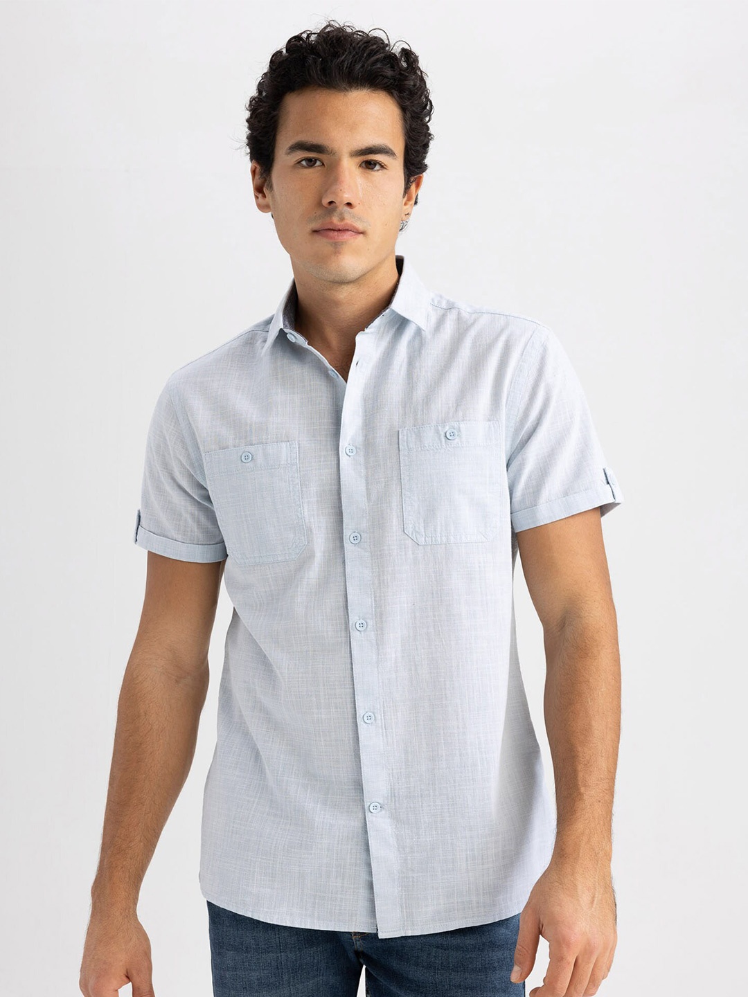 

DeFacto Spread Collar Pure Cotton Opaque Casual Shirt, Blue