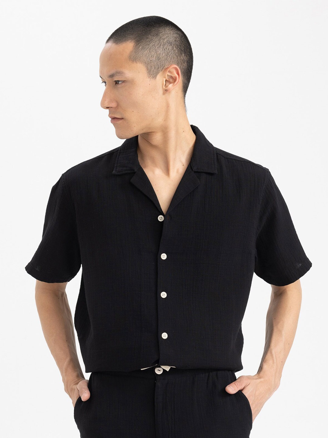 

DeFacto Cuban Collar Pure Cotton Casual Shirt, Black