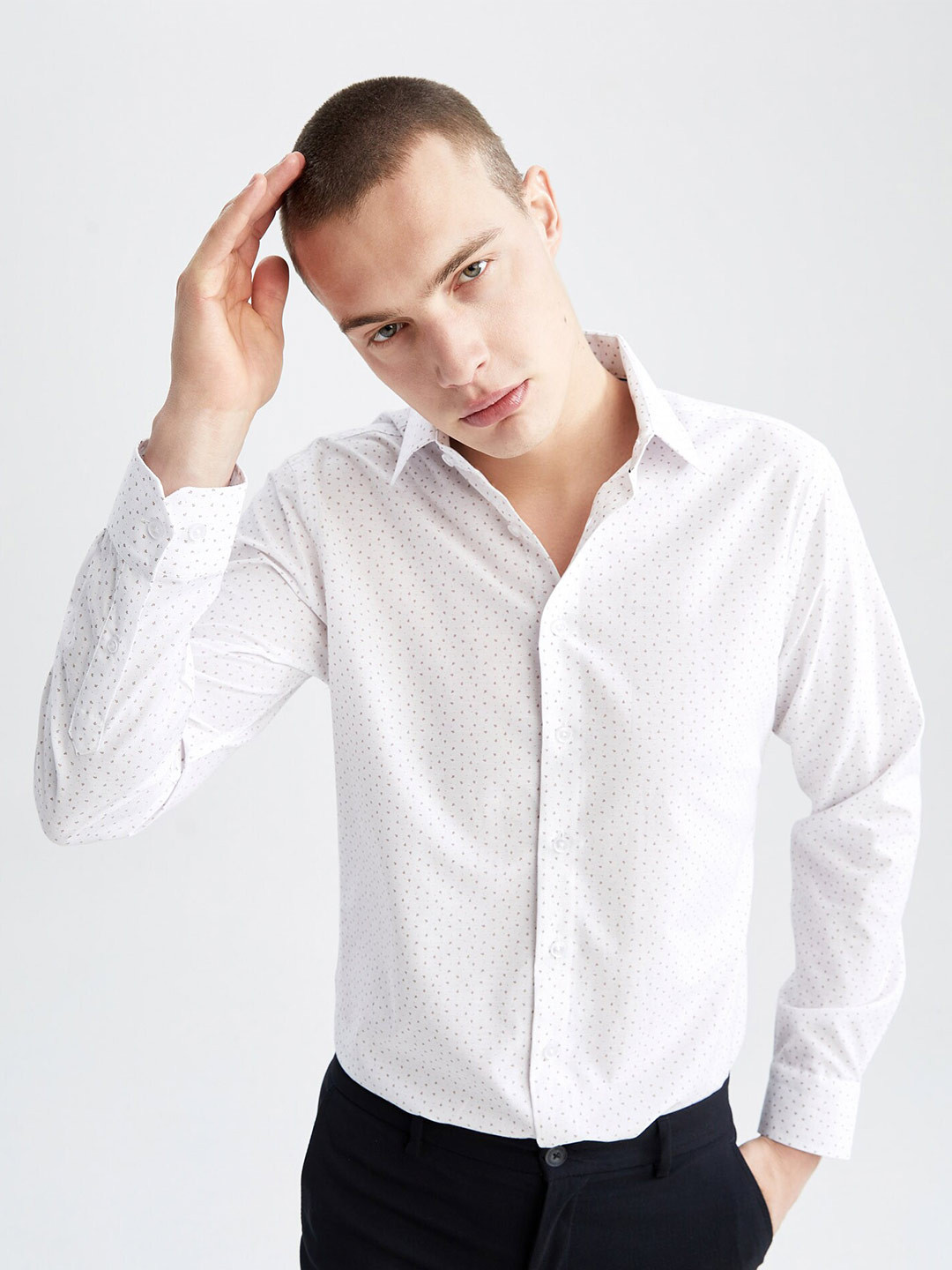 

DeFacto Opaque Printed Casual Shirt, White
