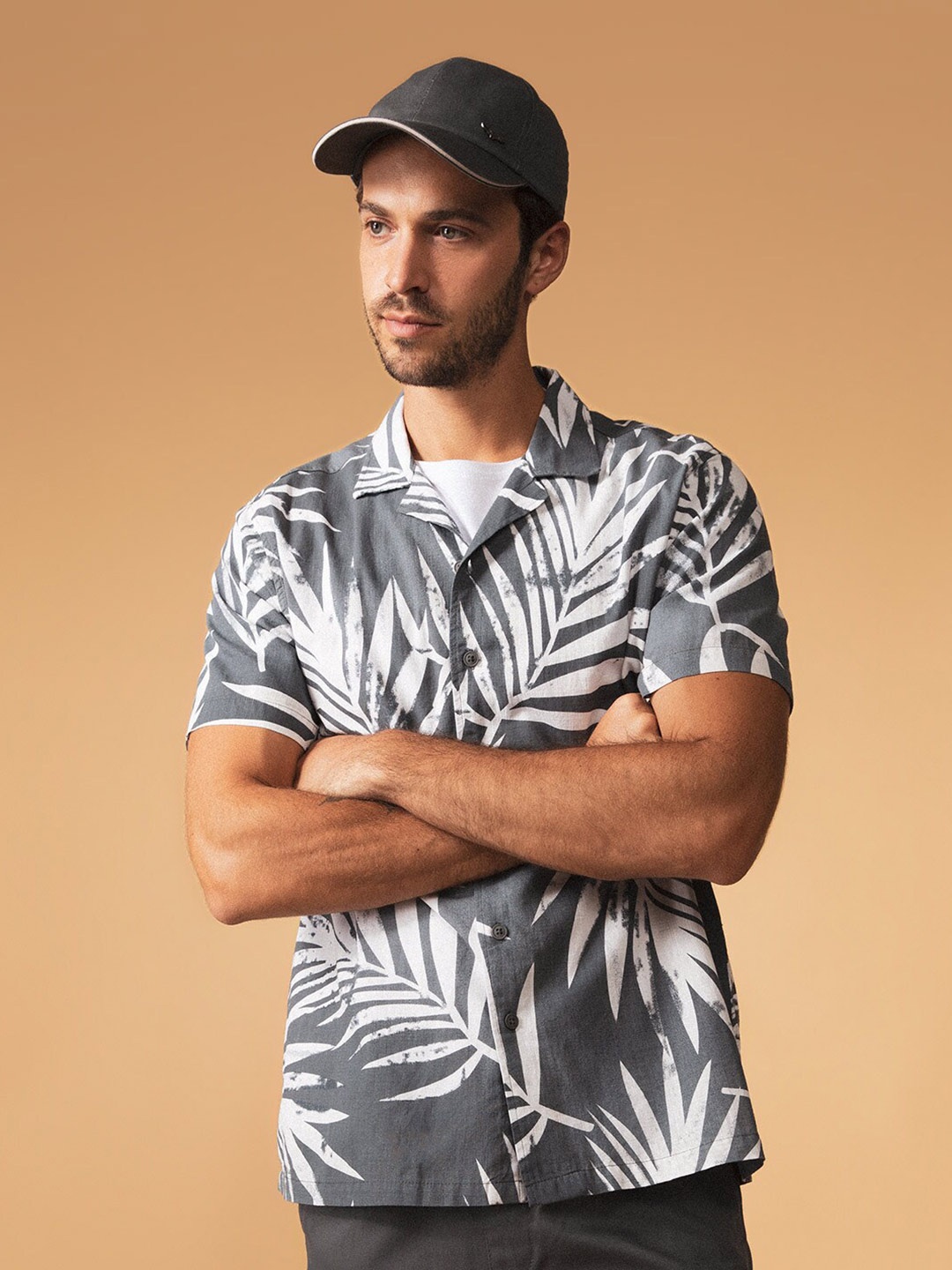 

DeFacto Tropical Printed Opaque Casual Shirt, Grey