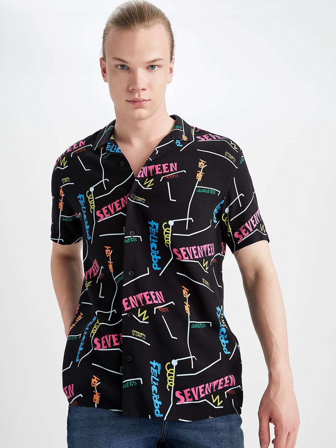 

DeFacto Typography Printed Spread Collar Casual Shirt, Black