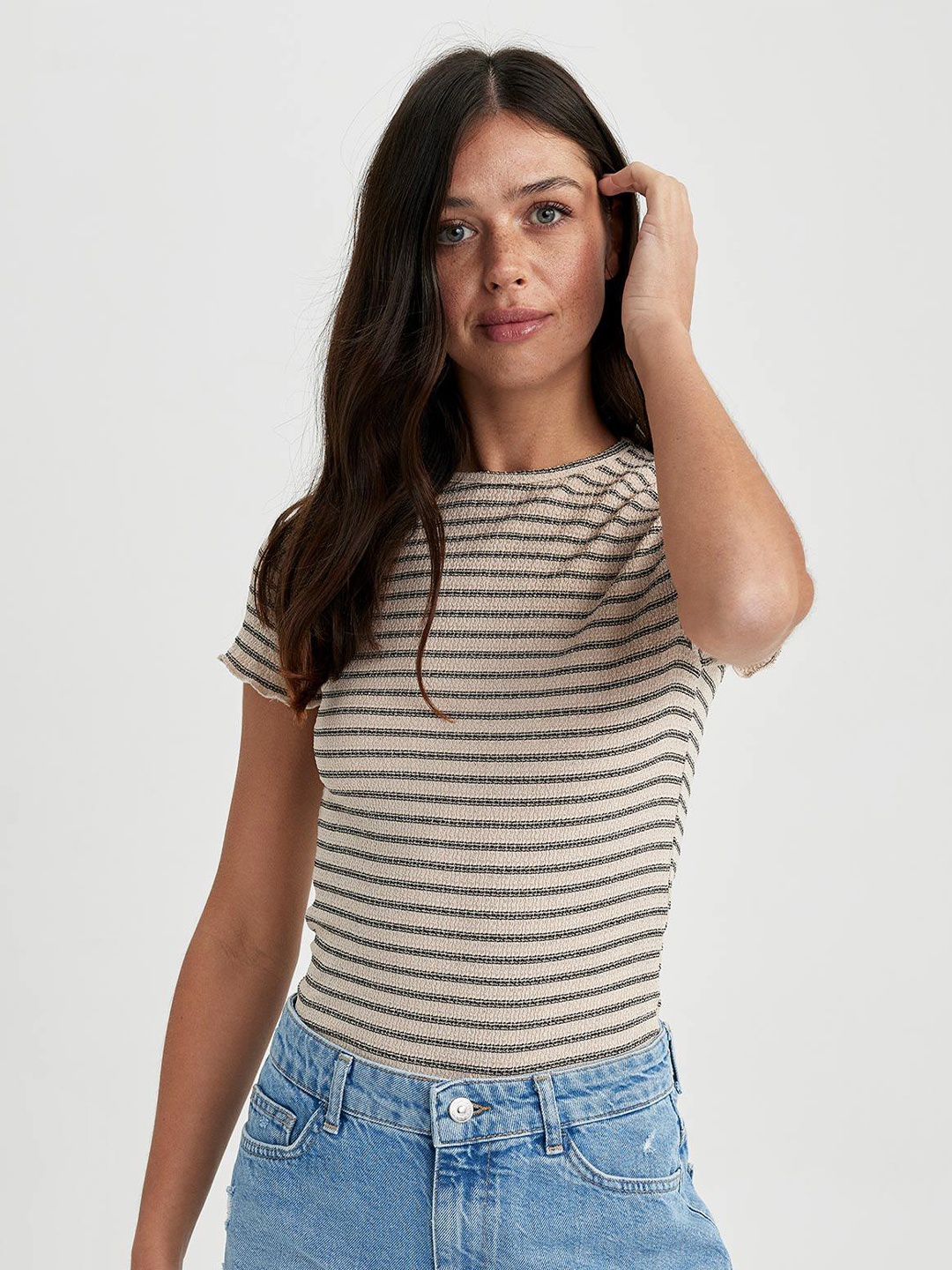 

DeFacto Striped Round Neck T-shirt, Beige