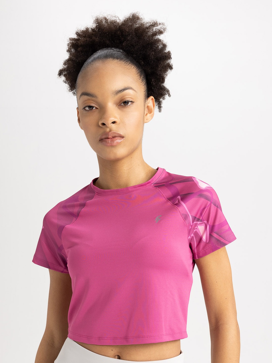 

DeFacto Women Raglan Sleeves Crop T-shirt, Pink