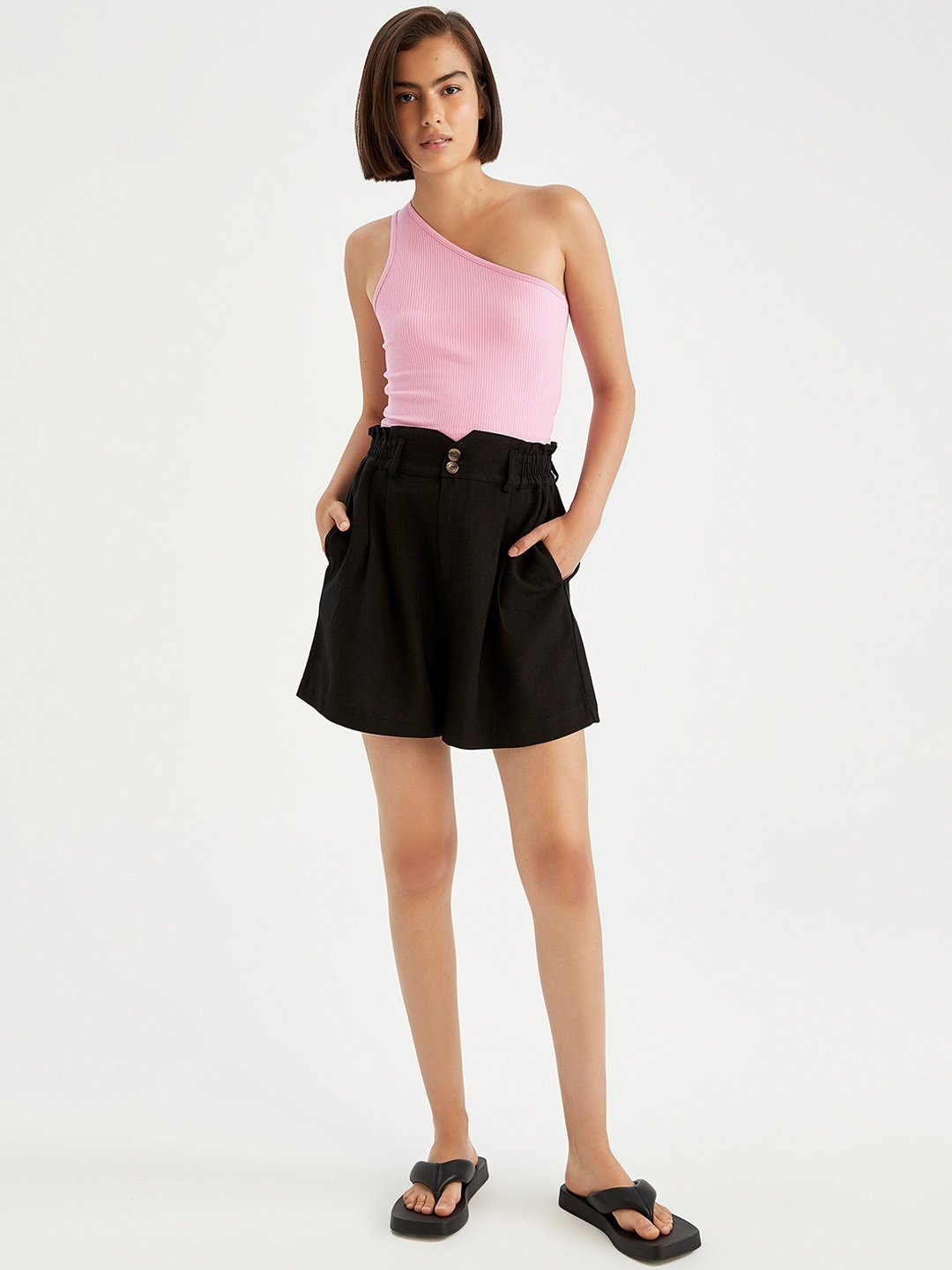 

DeFacto Women Mid-Rise Casual Shorts, Black