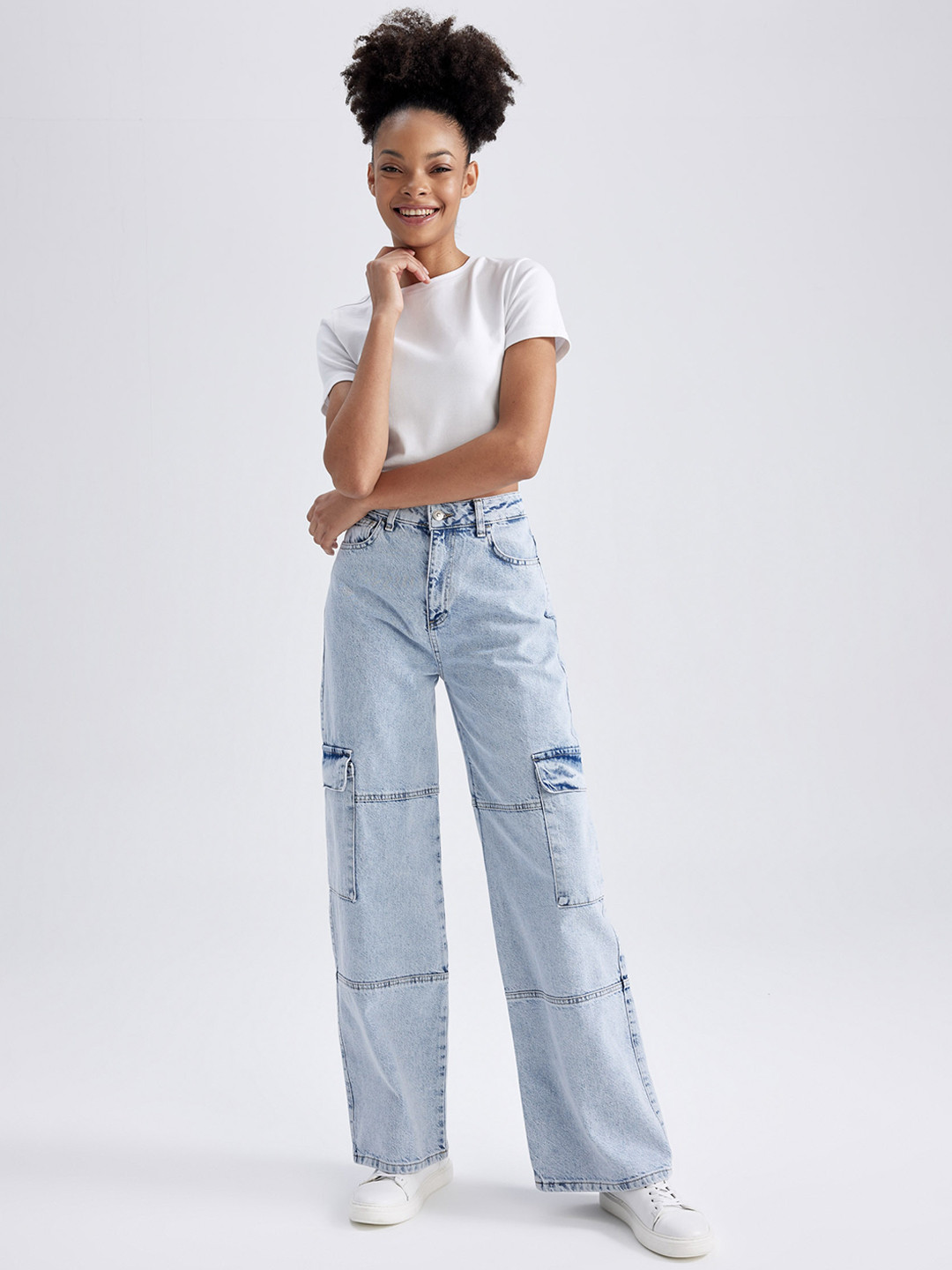 

DeFacto Women Heavy Fade Pure Cotton Wide Leg Jeans, Blue