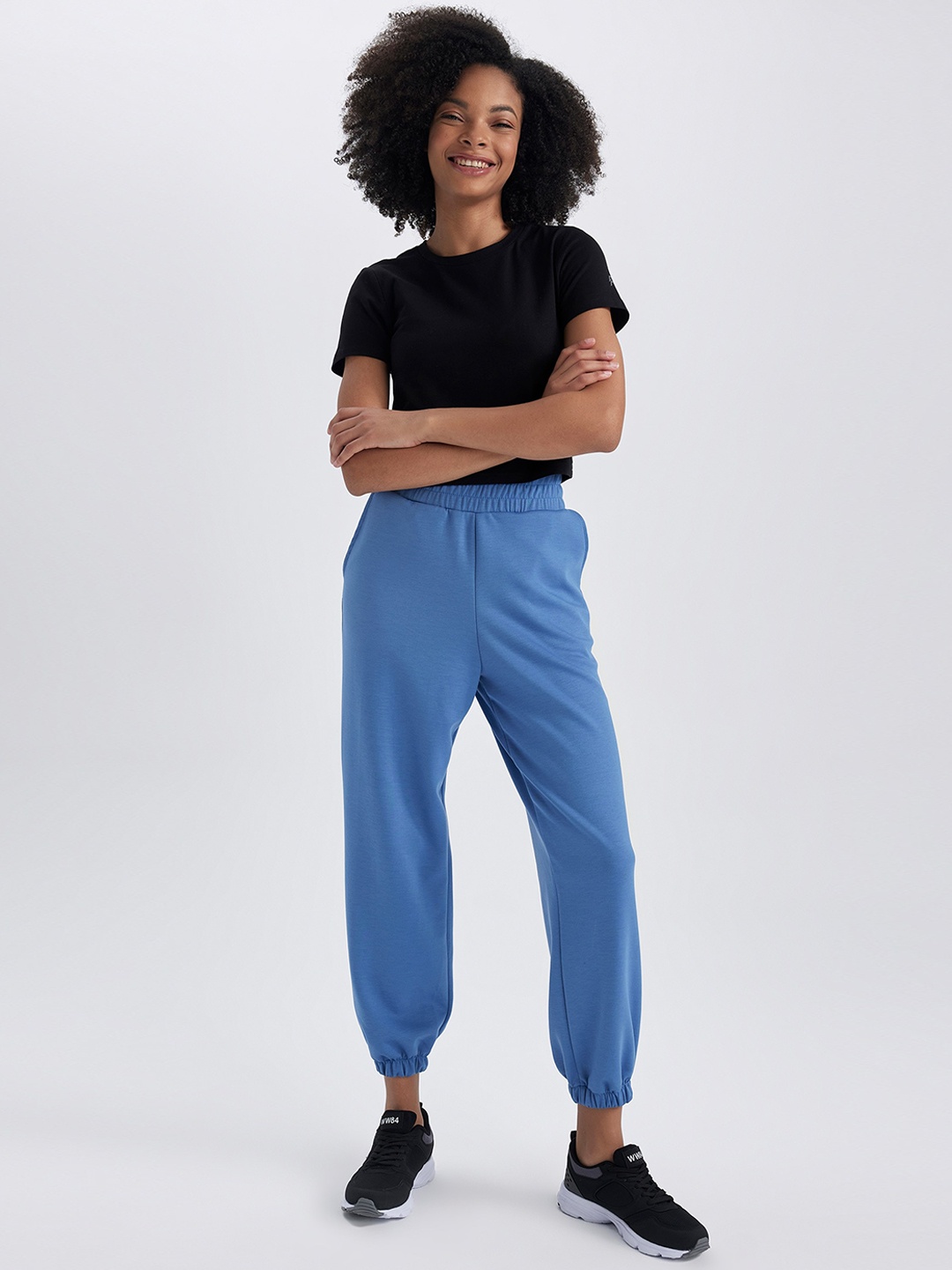 

DeFacto Women Mid-Rise Joggers, Blue