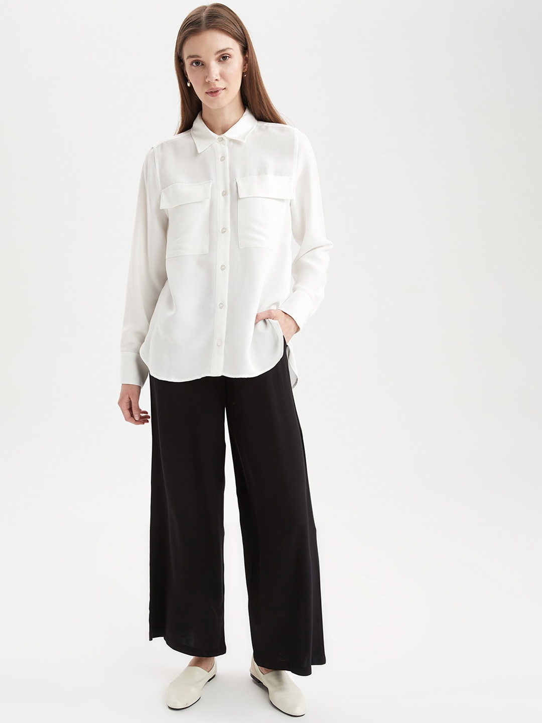 

DeFacto Women Mid-Rise Parallel Trousers, Black