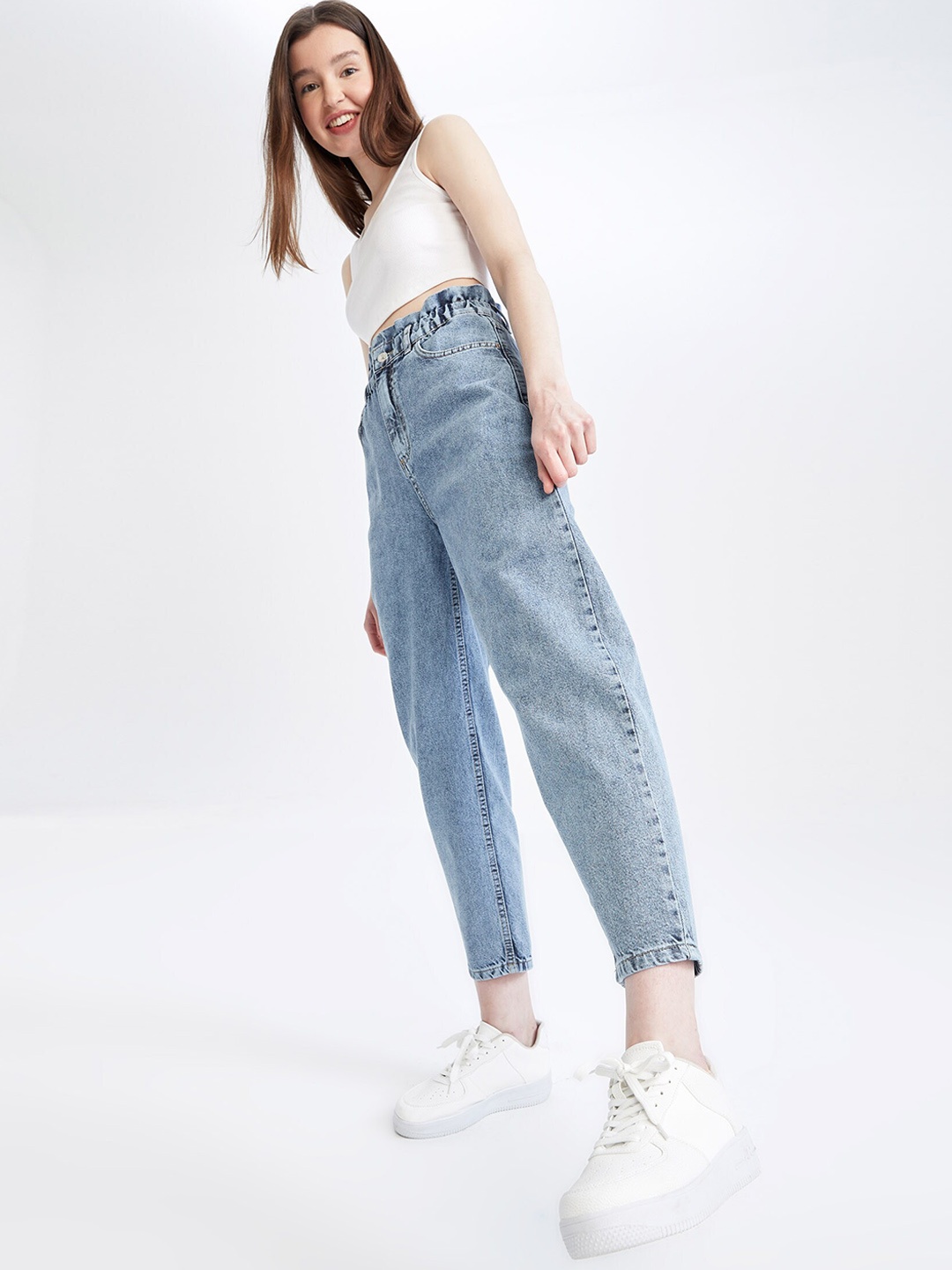 

DeFacto Women High Rise Pure Cotton Cropped Mom Fit Jeans, Blue