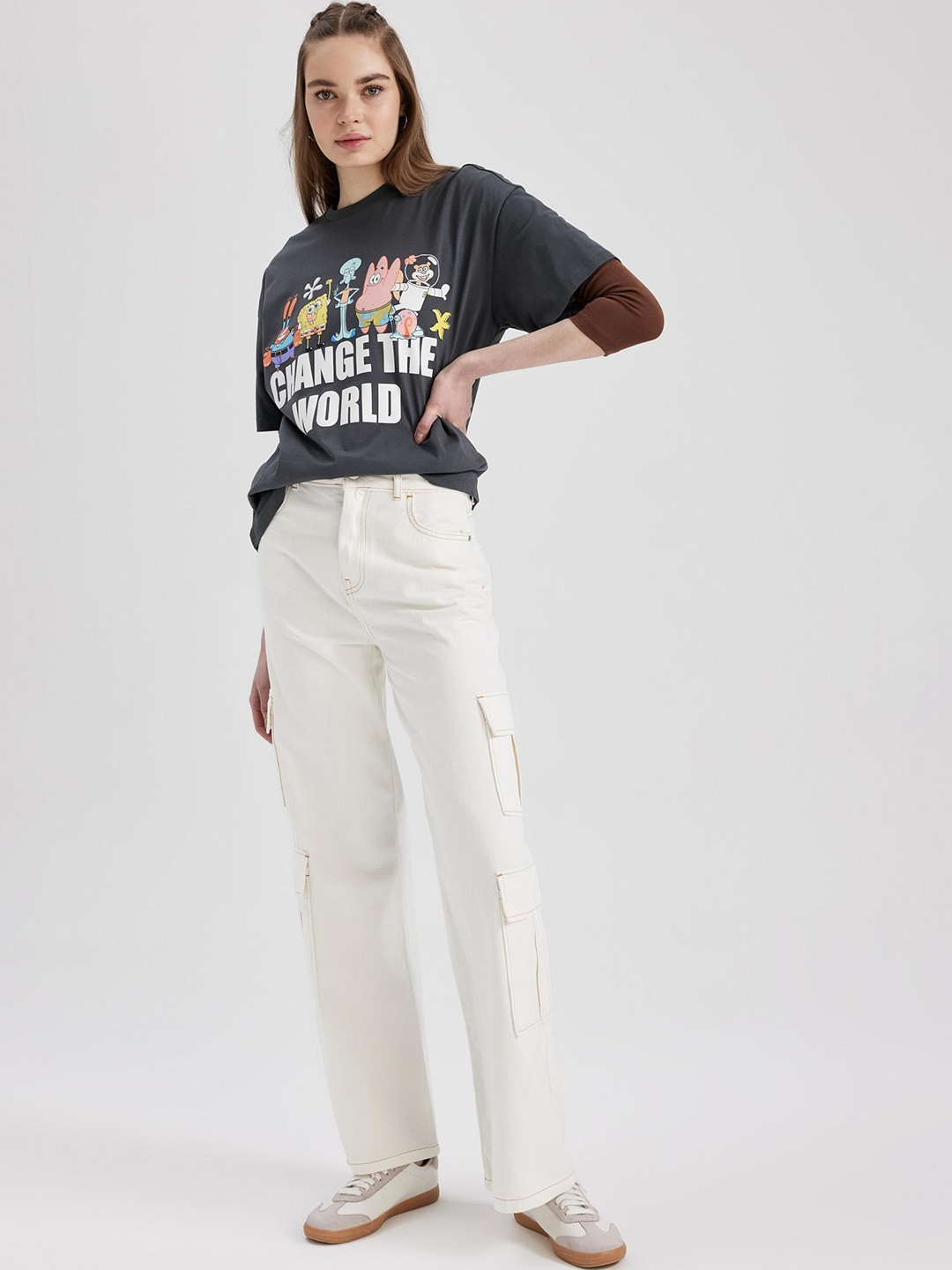 

DeFacto Women Mid-Rise Regular Cotton Trousers, White