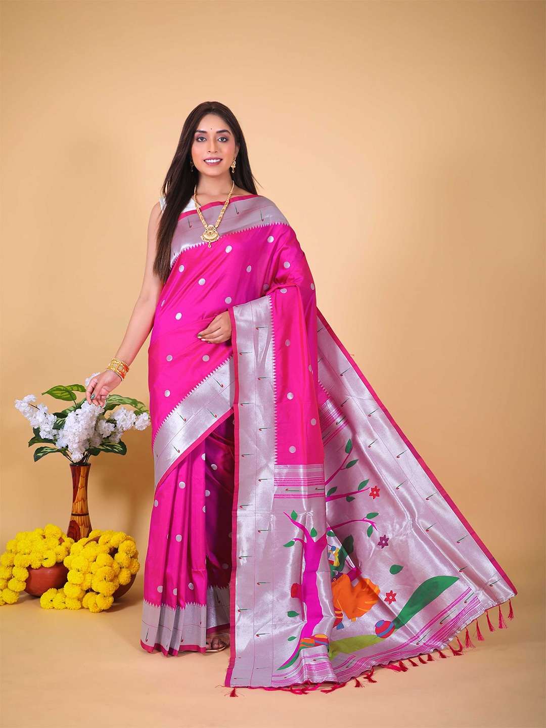 

Mitera Pink & Silver-Toned Geometric Woven Design Zari Paithani Saree