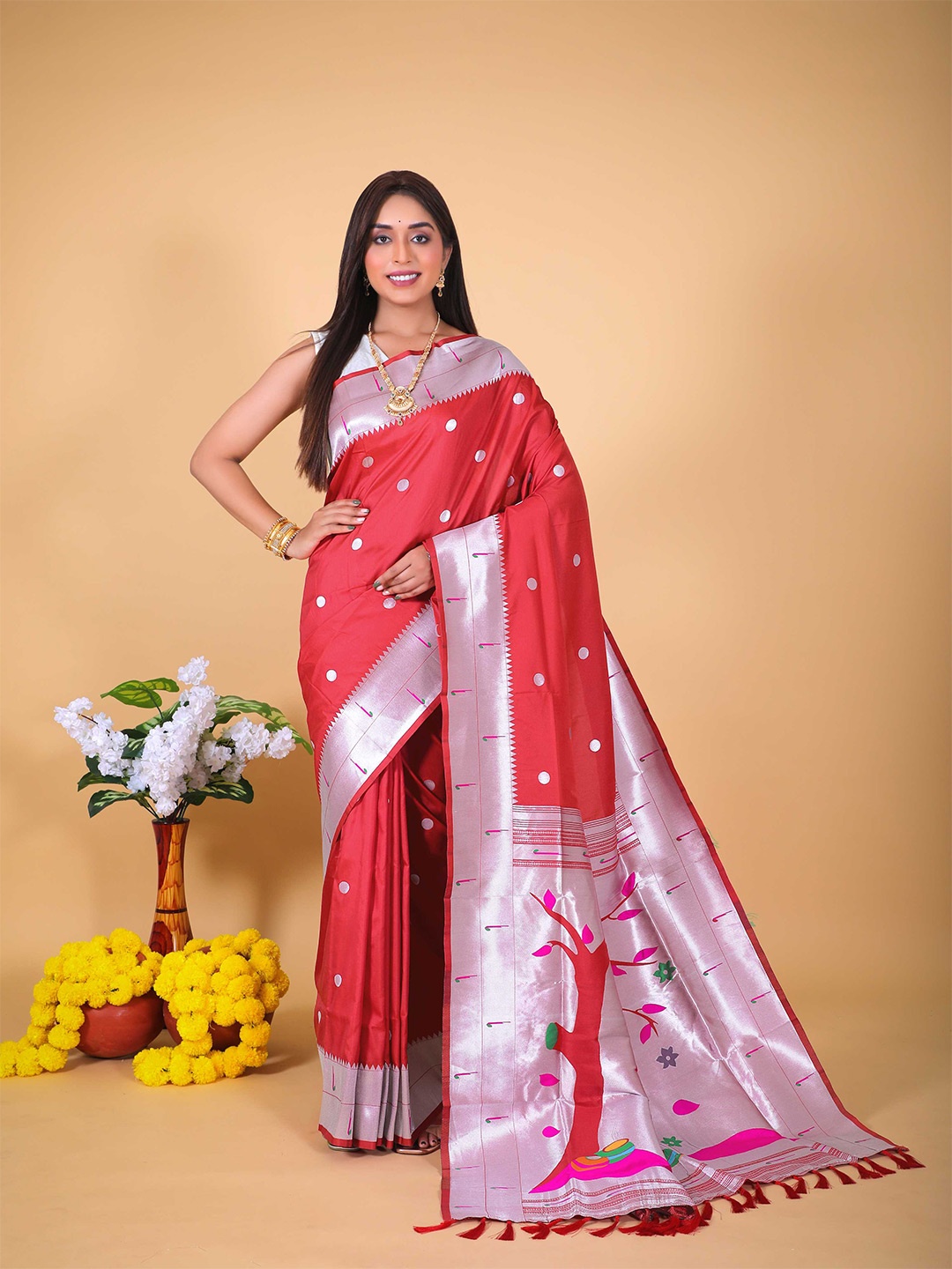 

Mitera Red & Silver-Toned Geometric Woven Design Zari Paithani Saree