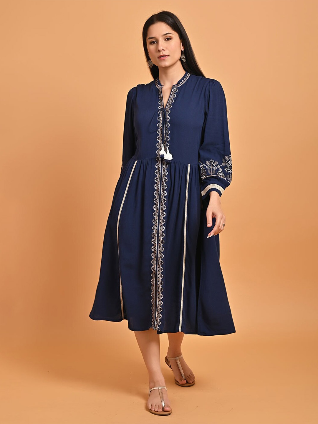 

Lakshita Ethnic Motif Embroidered Mandarin Collar A-Line Ethnic Dress, Navy blue