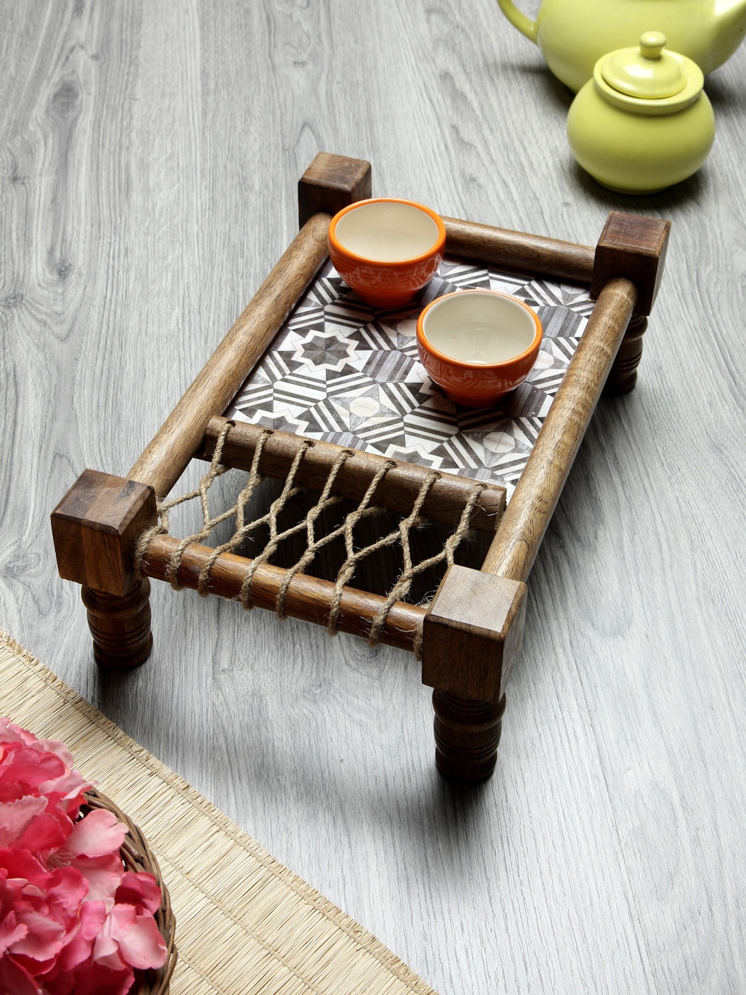 

FABINALIV Brown & Grey Geometric Wooden Serving Tray