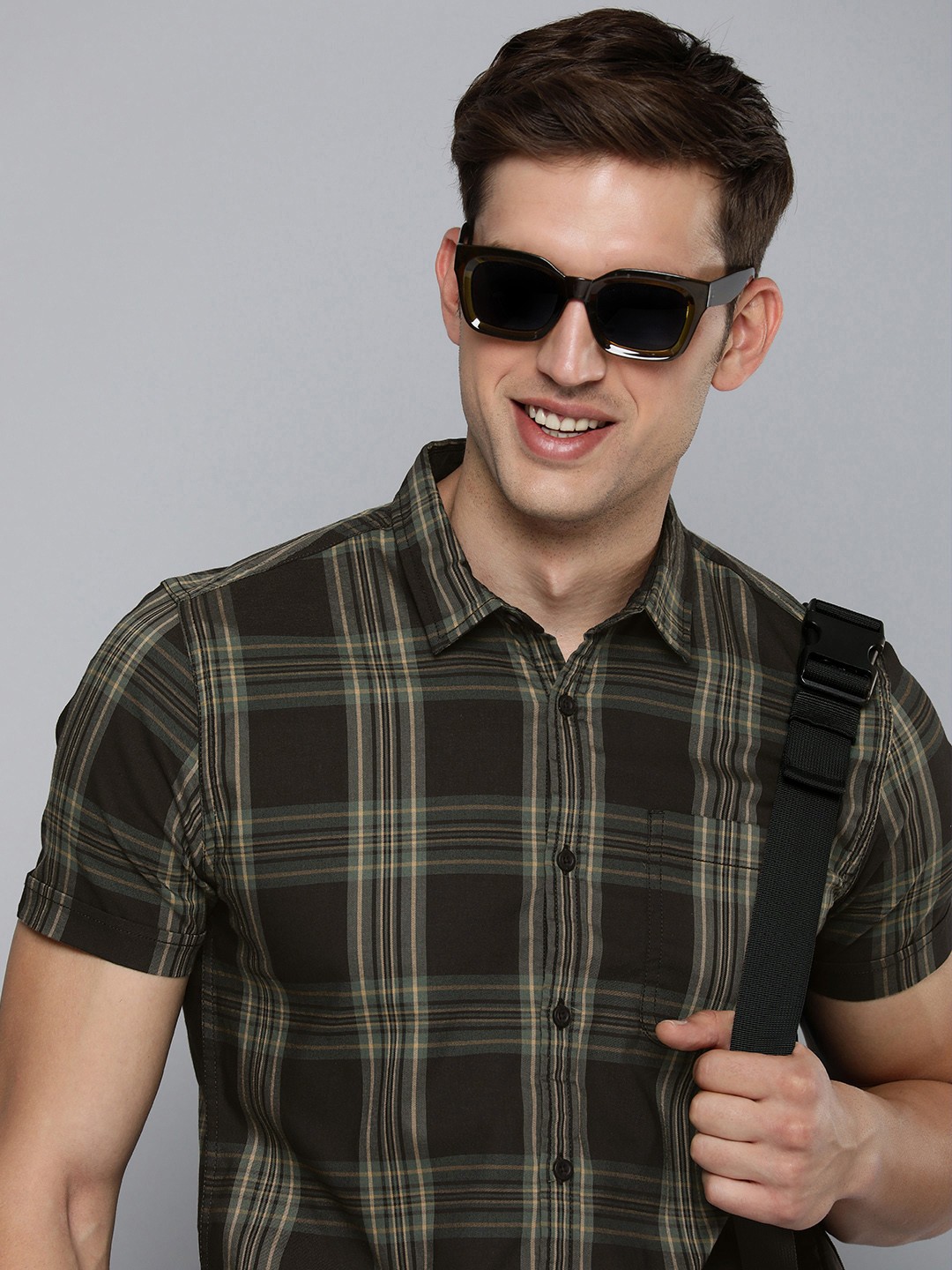 

HERE&NOW Men Slim Fit Opaque Checked Casual Shirt, Green