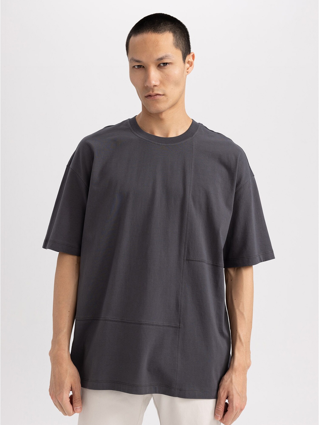 

DeFacto Drop-Shoulder Sleeves T-shirt, Grey