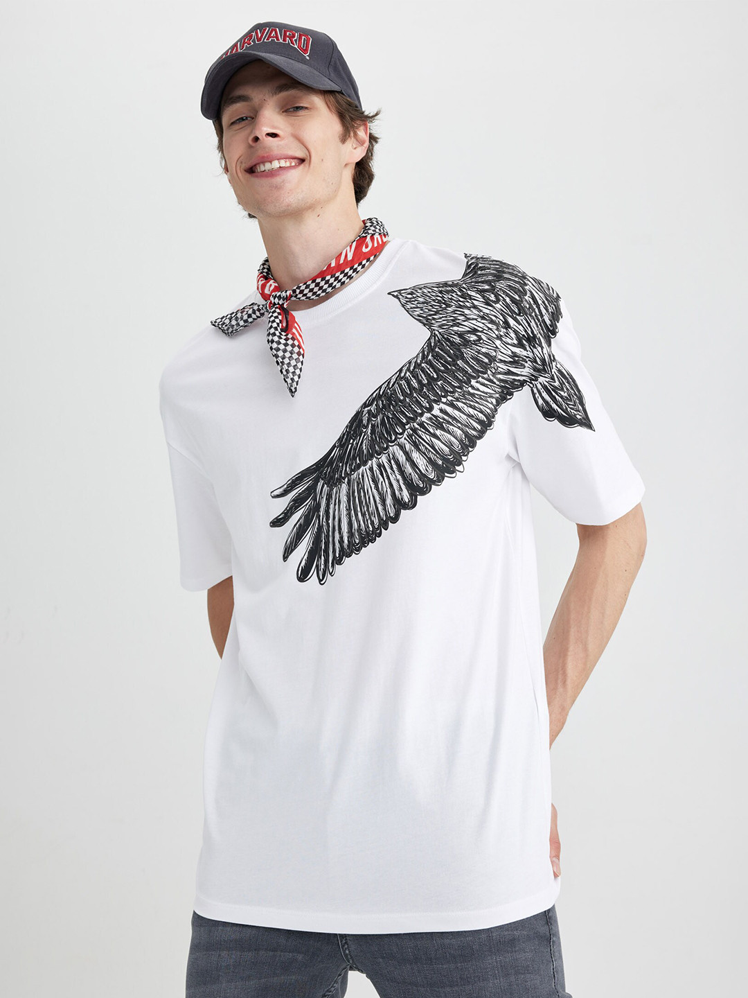 

DeFacto Men Animal Printed Knitted Pure Cotton T-shirt, White