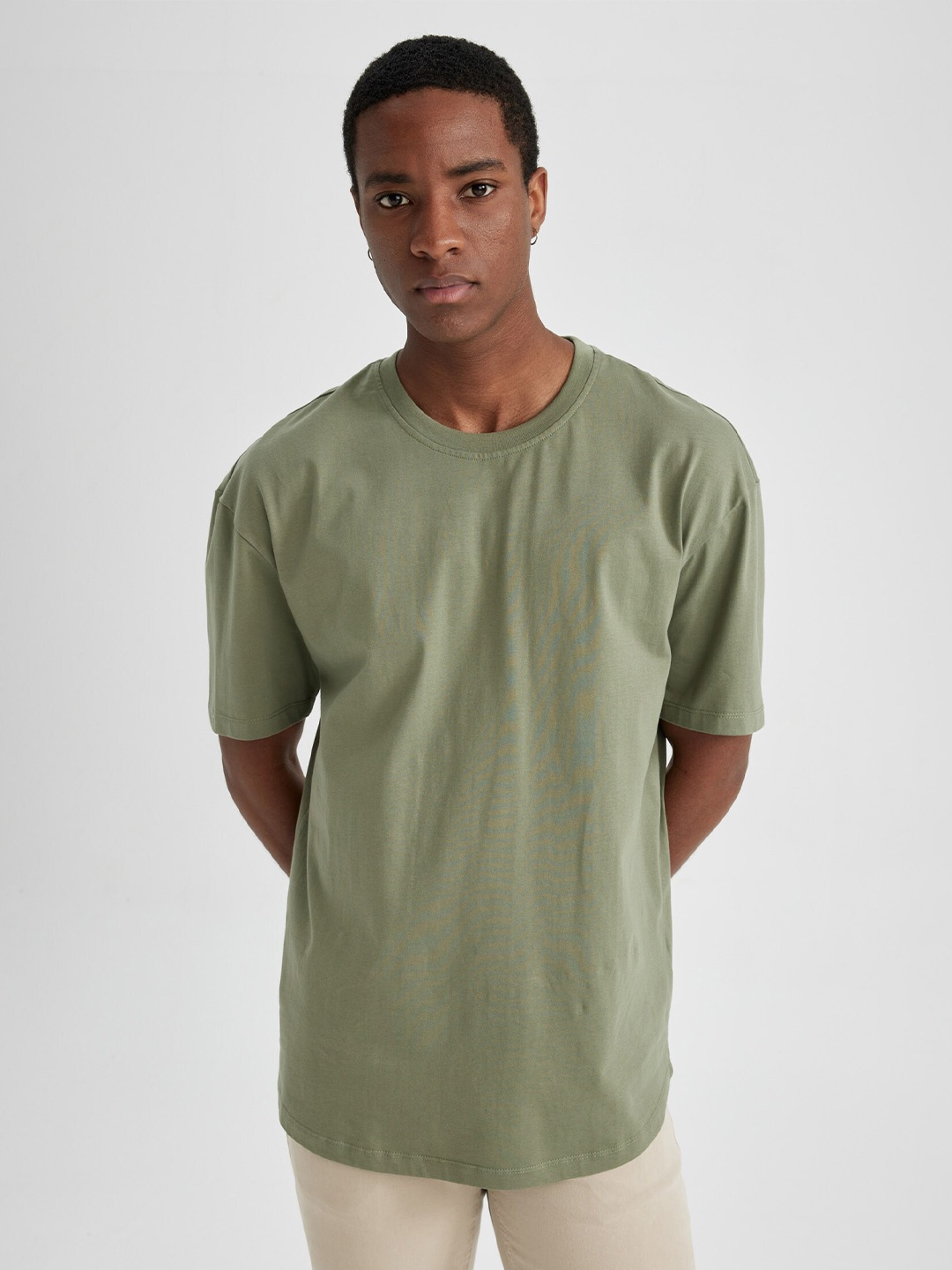 

DeFacto Round Neck Regular-Fit Pure Cotton T-shirt, Olive