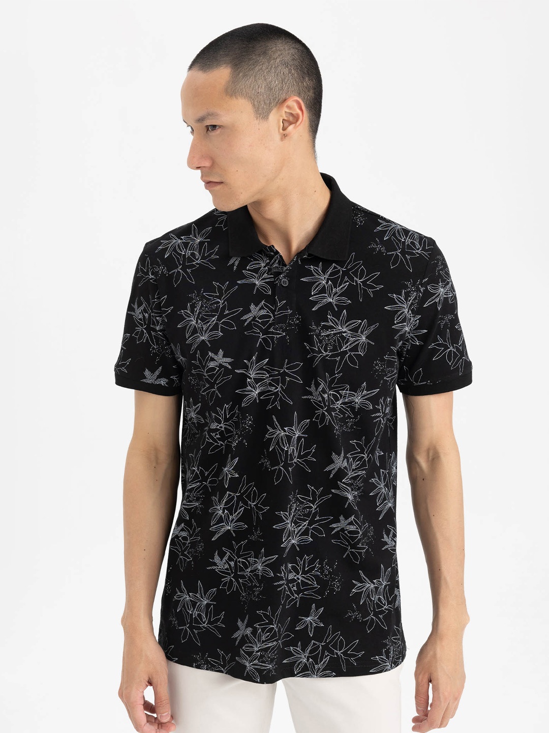 

DeFacto Floral Printed Cotton T-shirt, Black