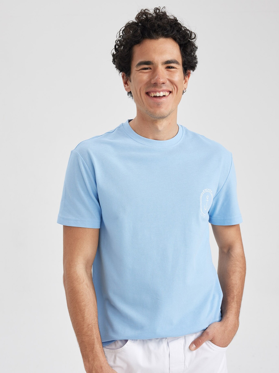 

DeFacto Round Neck Pure Cotton T-shirt, Blue