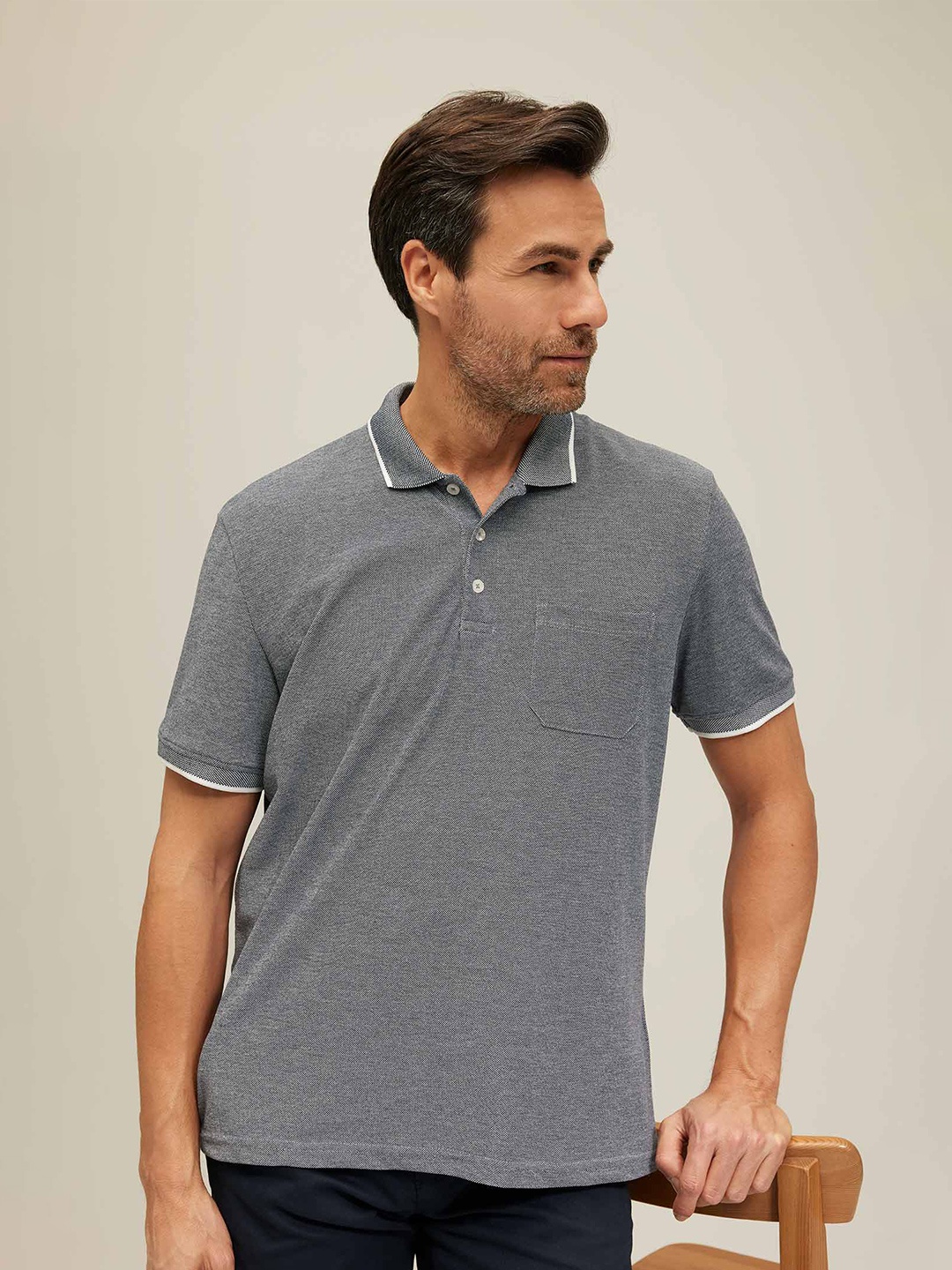 

DeFacto Men Polo Collar T-shirt, Grey