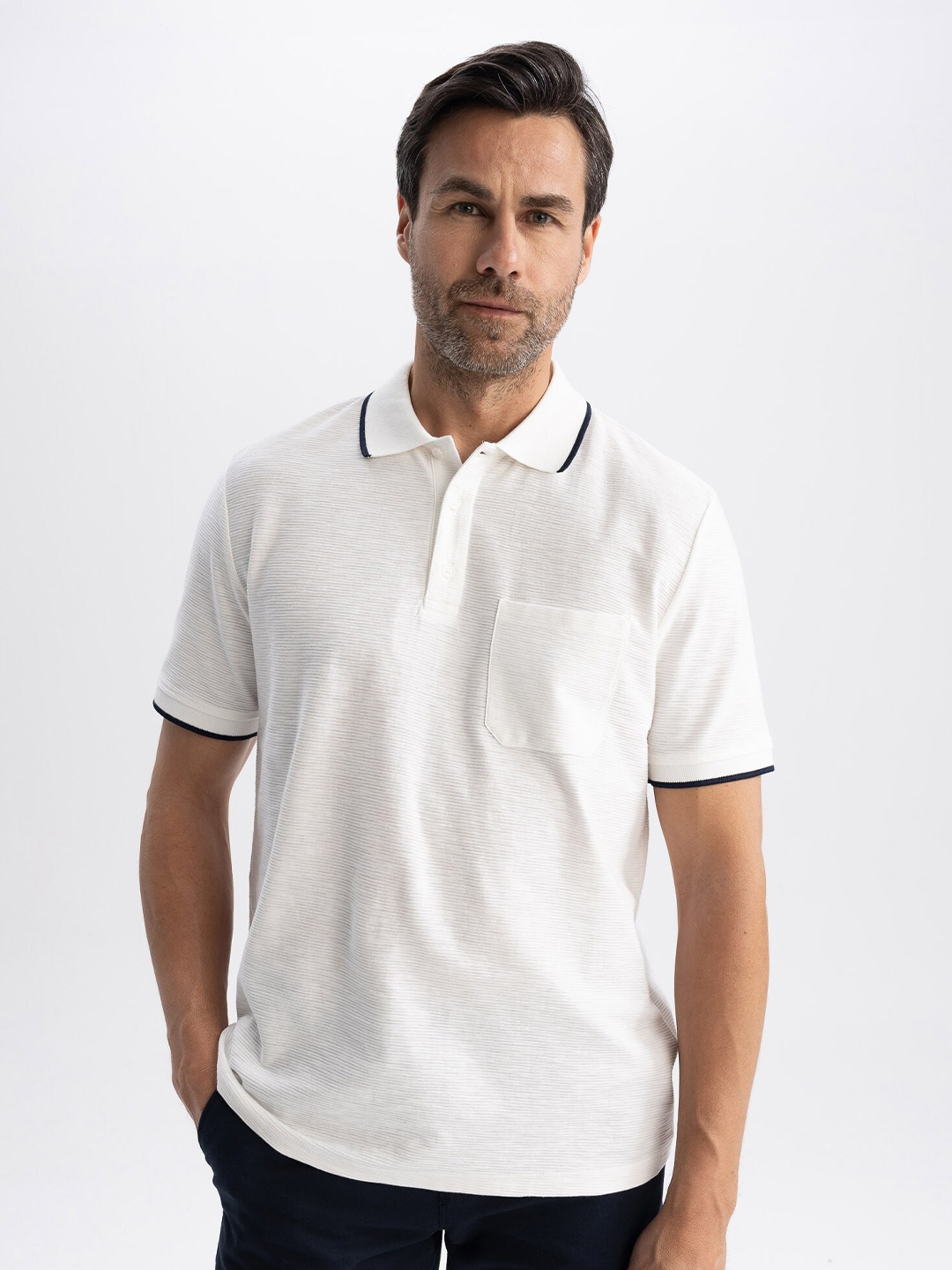 

DeFacto Men Polo Collar T-shirt, White