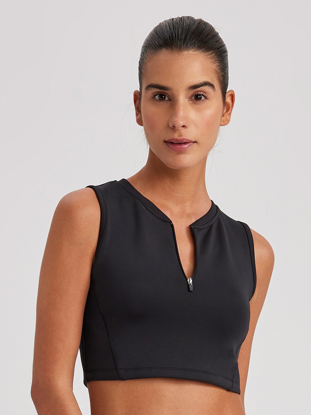 

DeFacto Sleeveless Fitted Crop Top, Black