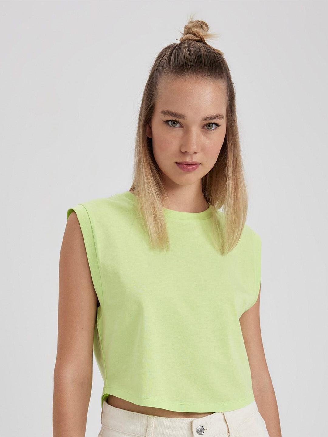 

DeFacto Extended Sleeves Pure Cotton Crop Top, Green