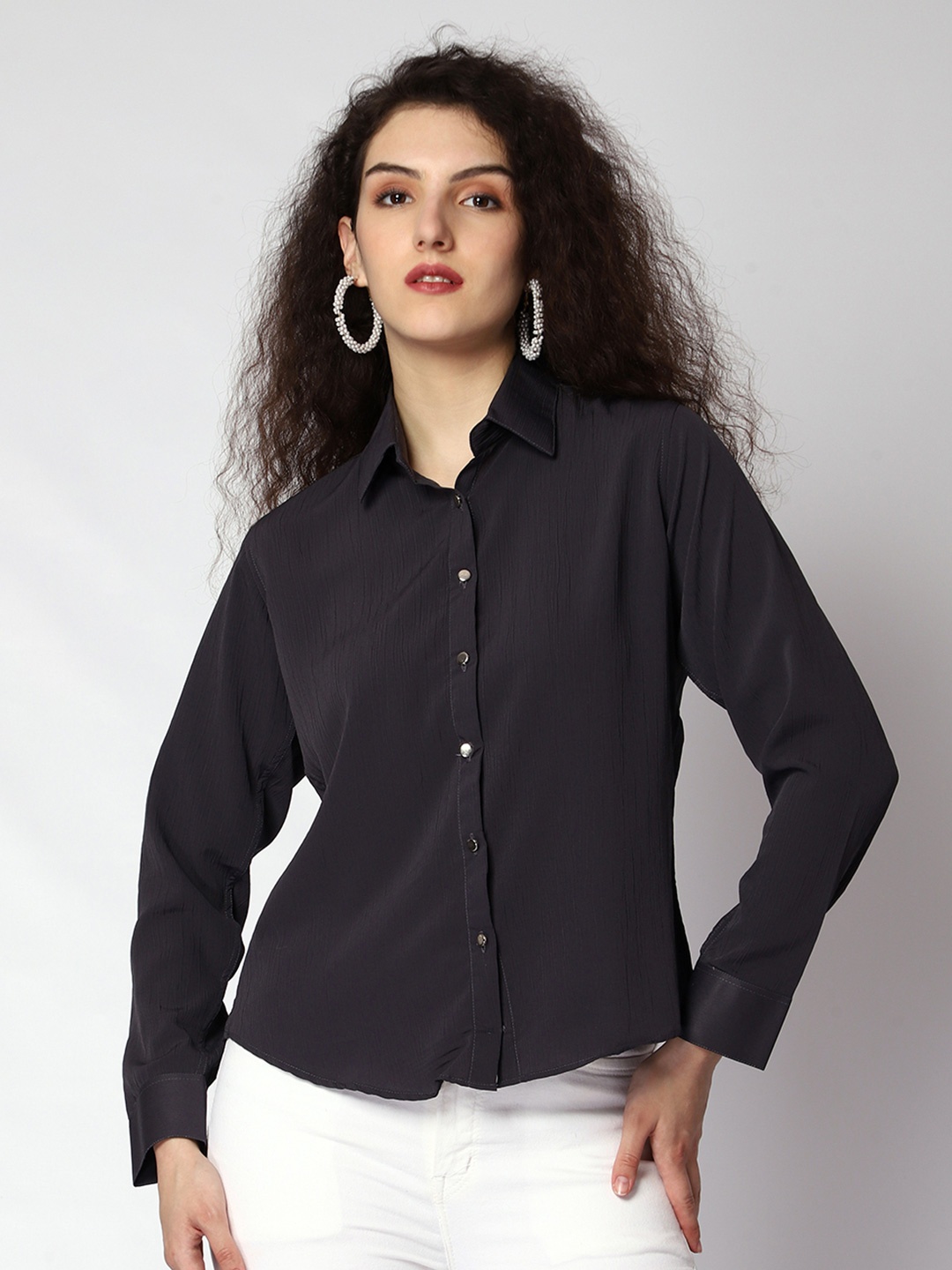 

Urban Komfort Spread Collar Modern Casual Shirt, Black
