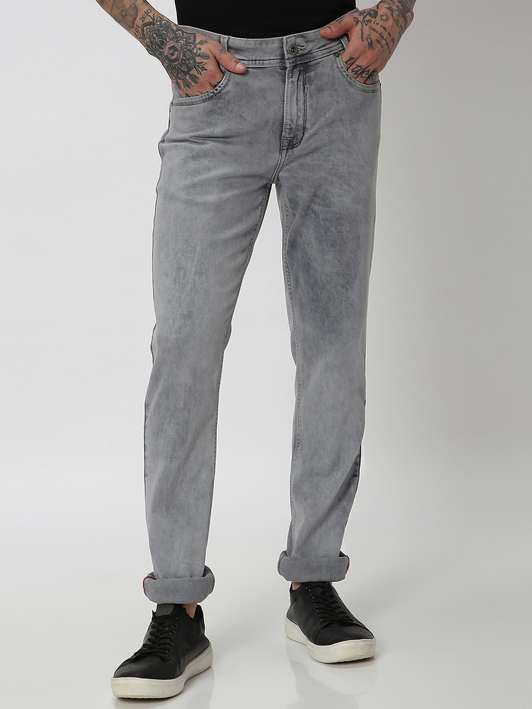 

Mufti Men Clean Look Mid Rise Heavy Fade Cotton Jeans, Grey