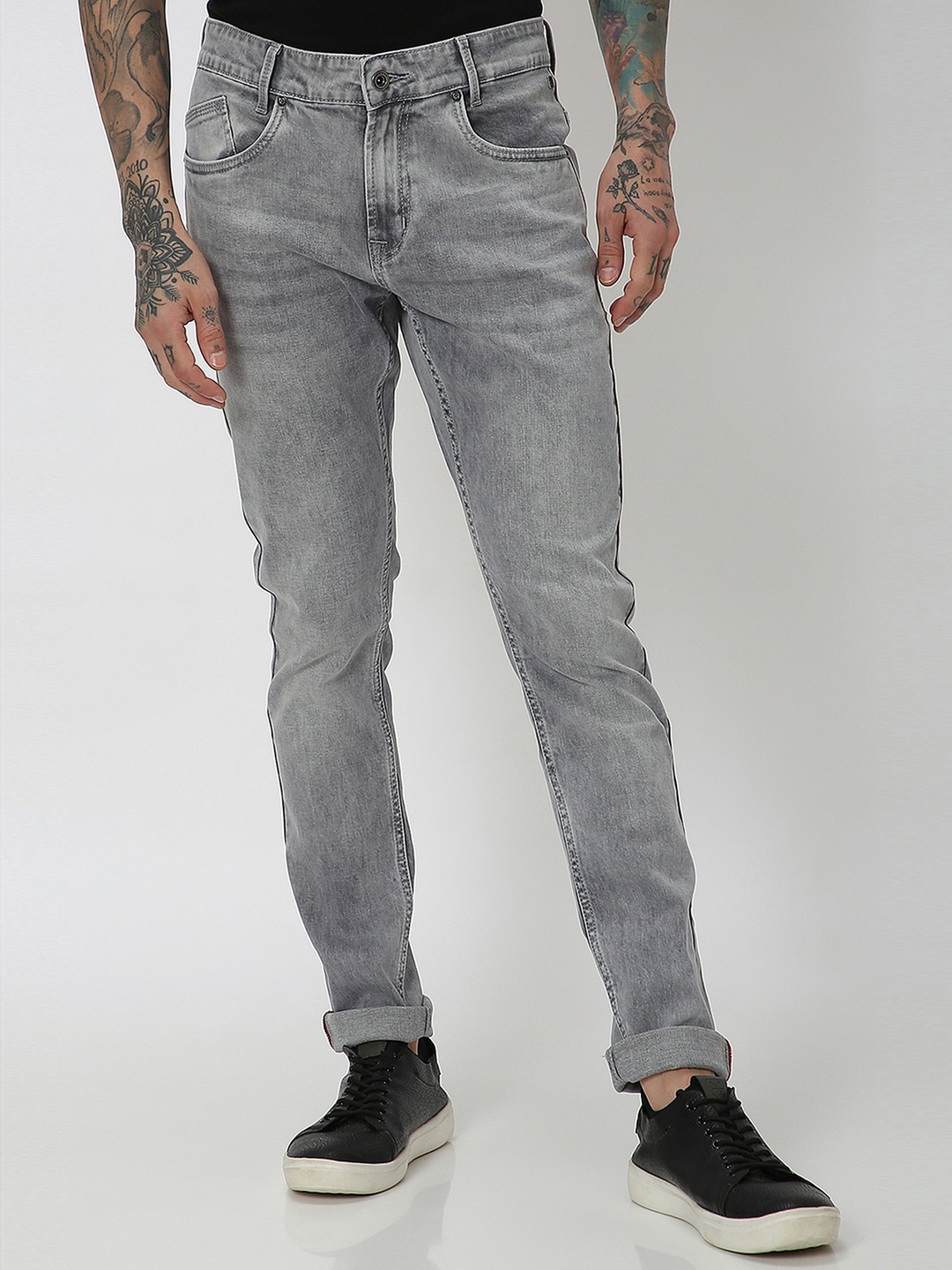 

Mufti Men Skinny Fit Mid-Rise Light Fade Clean Look Stretchable Jeans, Grey