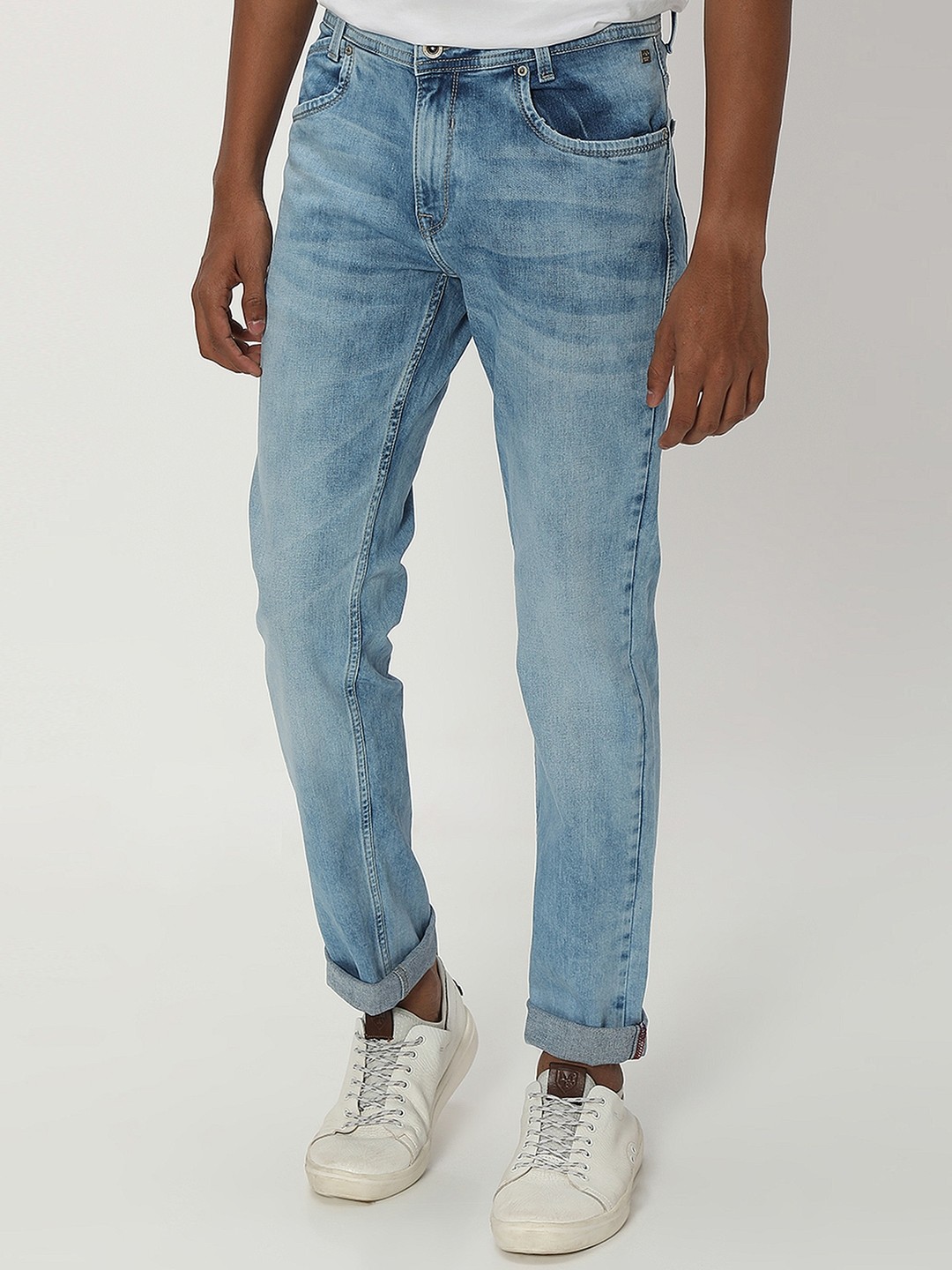 

Mufti Men Mid-Rise Clean Look Heavy Fade Stretchable Jeans, Blue