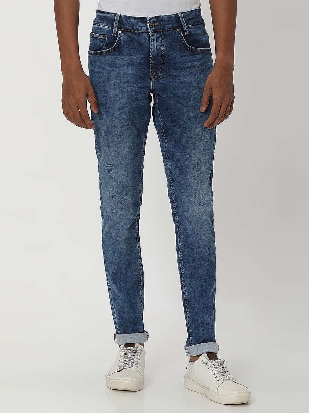 

Mufti Men Skinny Fit Light Fade Clean Look Whiskers Stretchable Jeans, Blue