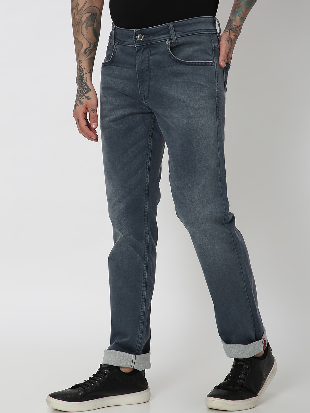 

Mufti Men Straight Fit Mid-Rise Clean Look Light Fade Stretchable Jeans, Grey