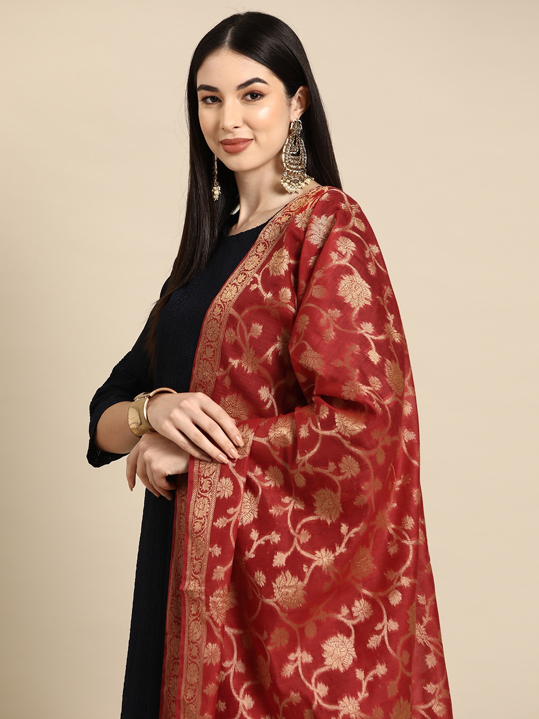 

Banarasi Style Woven Design Cotton Silk Dupatta with Zari, Red