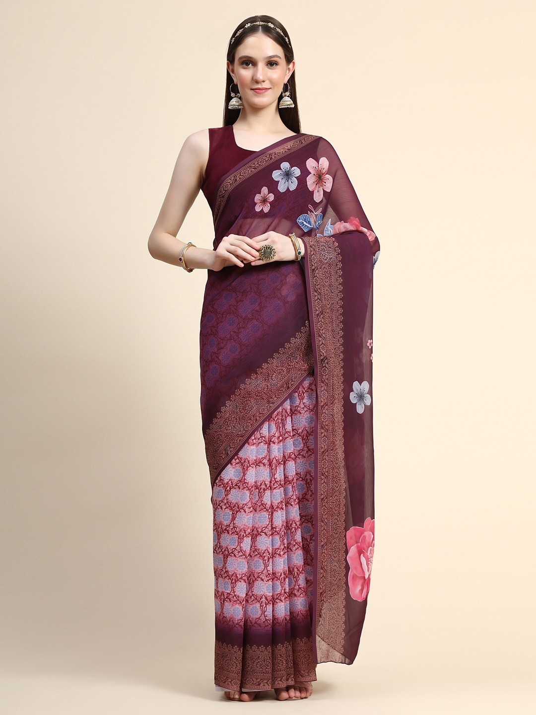 

DIVASTRI Floral Printed Saree, Purple