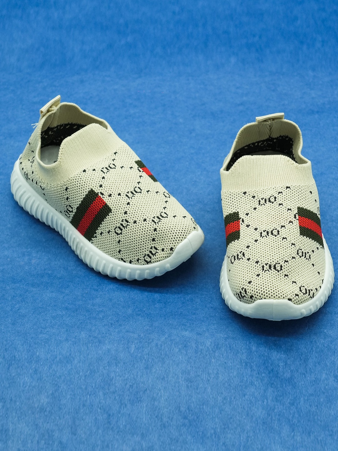 

FEETWELL SHOES Kids Woven Design Slip-On Sneakers, Beige