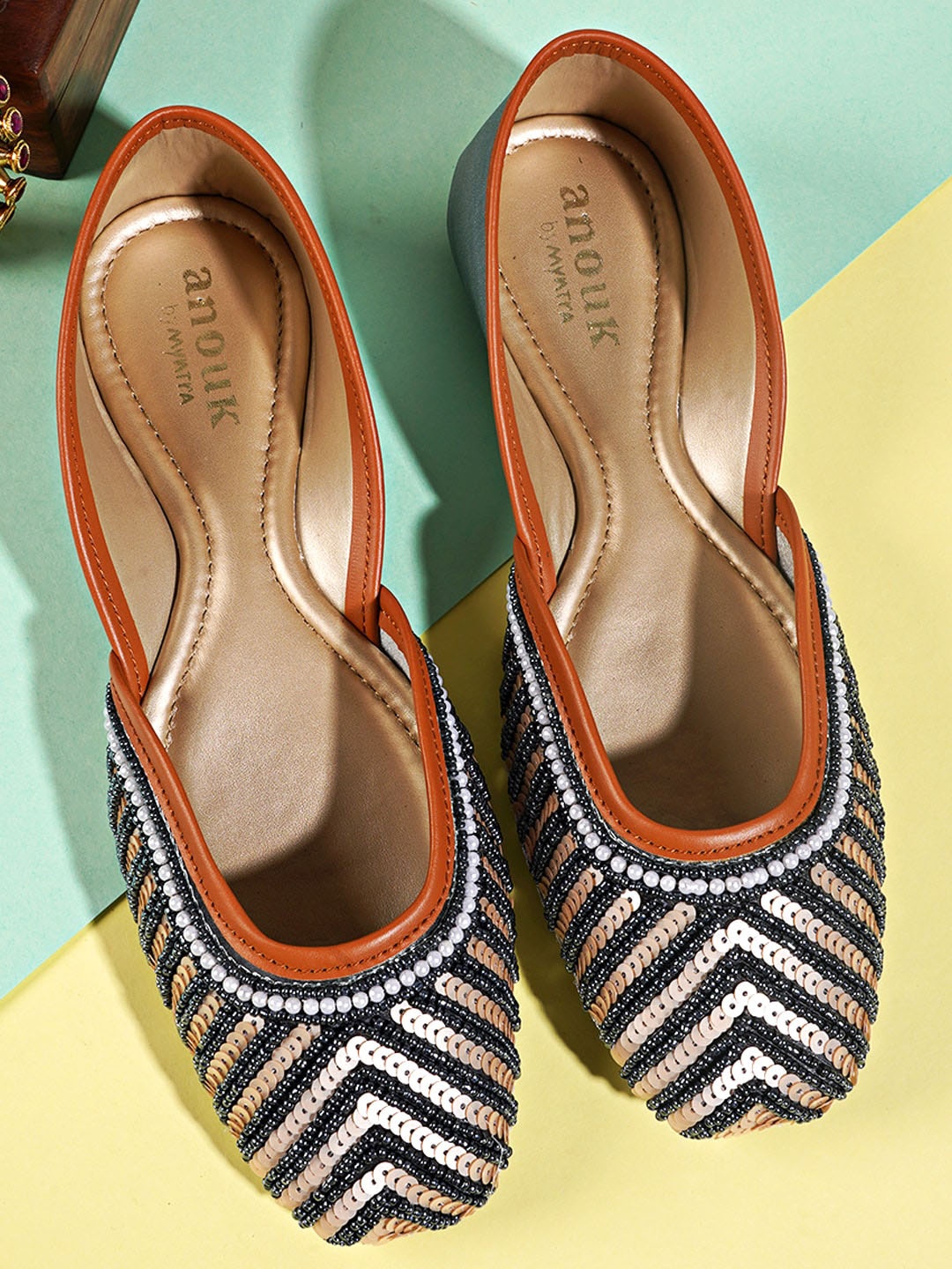 

Anouk Grey And Gold-Toned Embellished Ethnic Mojaris