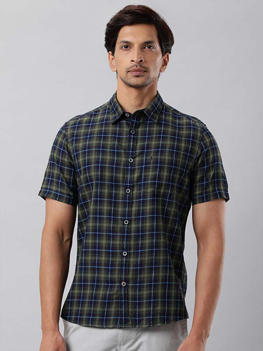 

Indian Terrain Men Chiseled Slim Fit Tartan Checked Pure Cotton Casual Shirt, Green