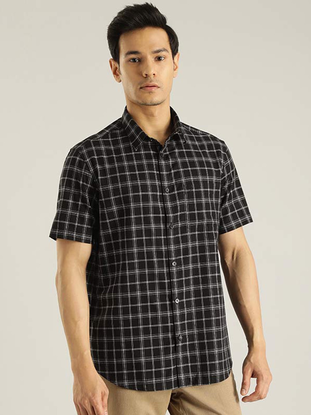 

Indian Terrain Chiseled Tartan Checked Spread Collar Pure Cotton Slim Fit Casual Shirt, Black