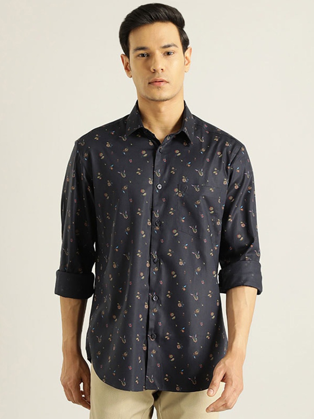 

Indian Terrain Floral Printed Chiseled Slim Fit Casual Shirt, Navy blue