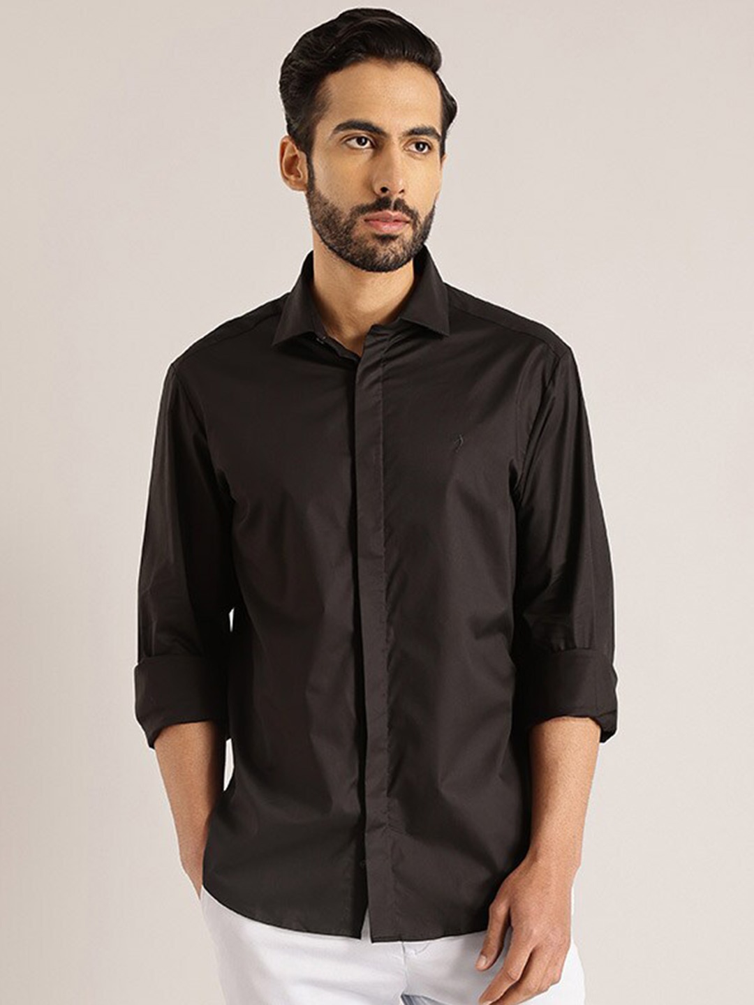 

Indian Terrain Chiseled Slim Fit Spread Collar Casual Shirt, Black