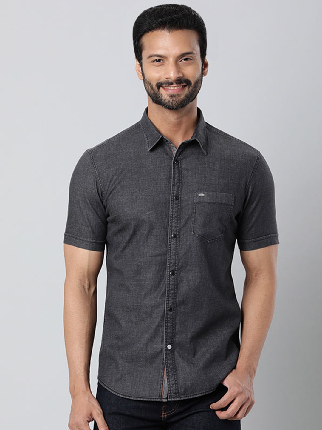 

Indian Terrain Chiseled Slim Fit Cotton Casual Shirt, Black
